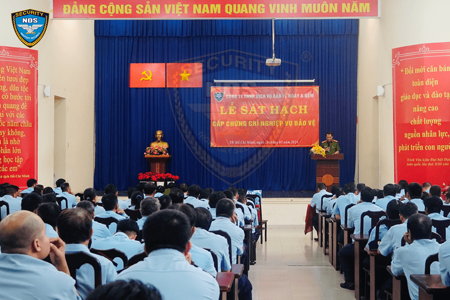 Bảo vệ Ngày & Đêm đào tạo cấp chứng chỉ cho nhân viên bảo vệ